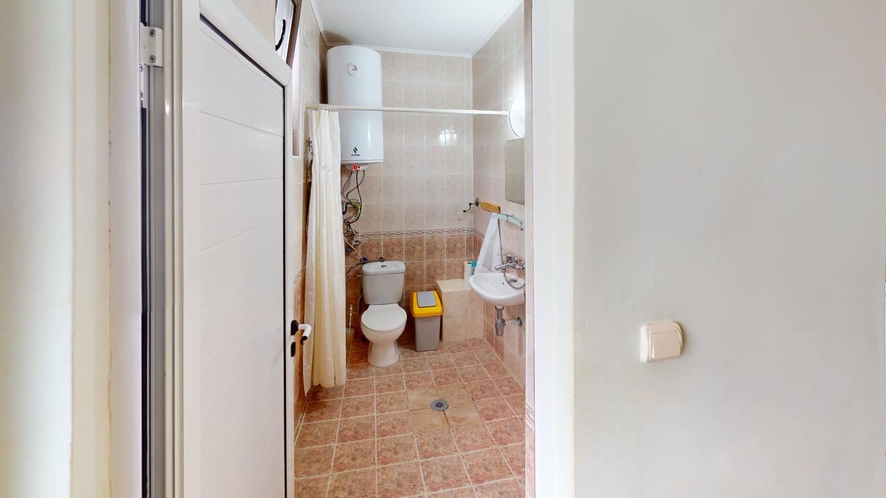 Двухэтажный дом в селе Порой – спокойствие, пространство и уют рядом с морем