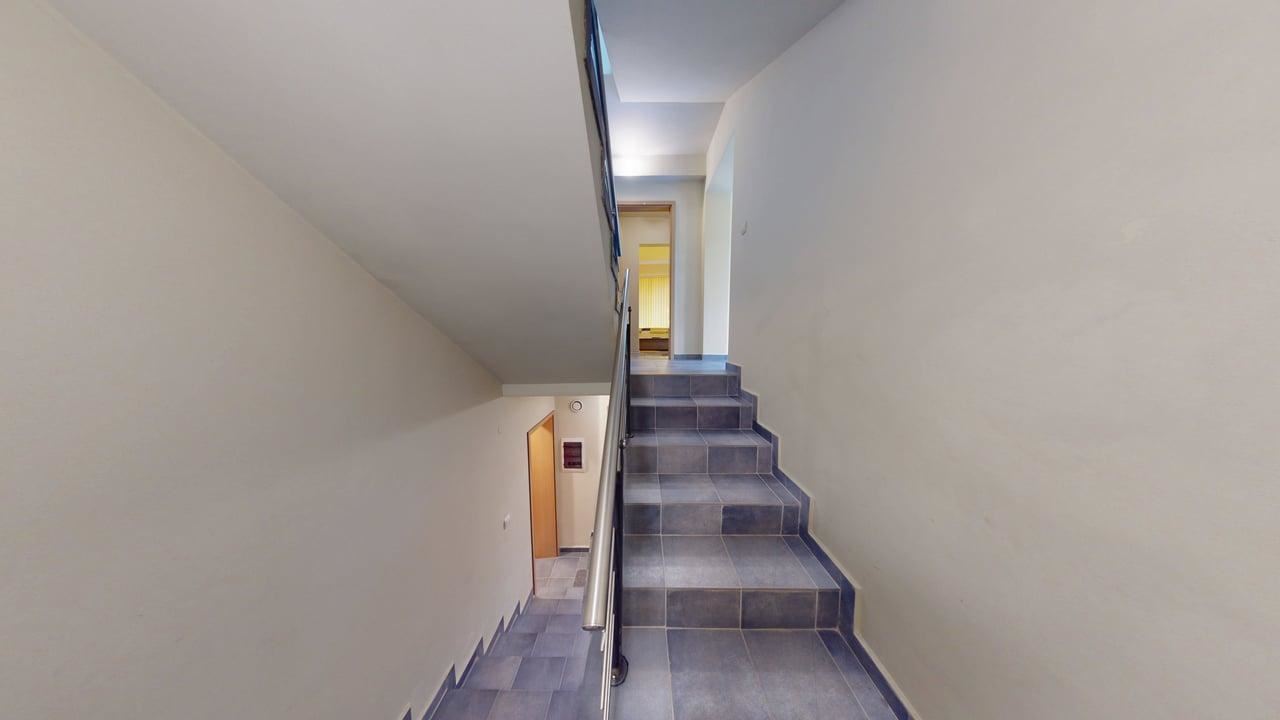 Панорамный четырёхэтажный дом с 8 спальнями и видом на море в к.к. Солнечный Берег – без таксы за обслуживание