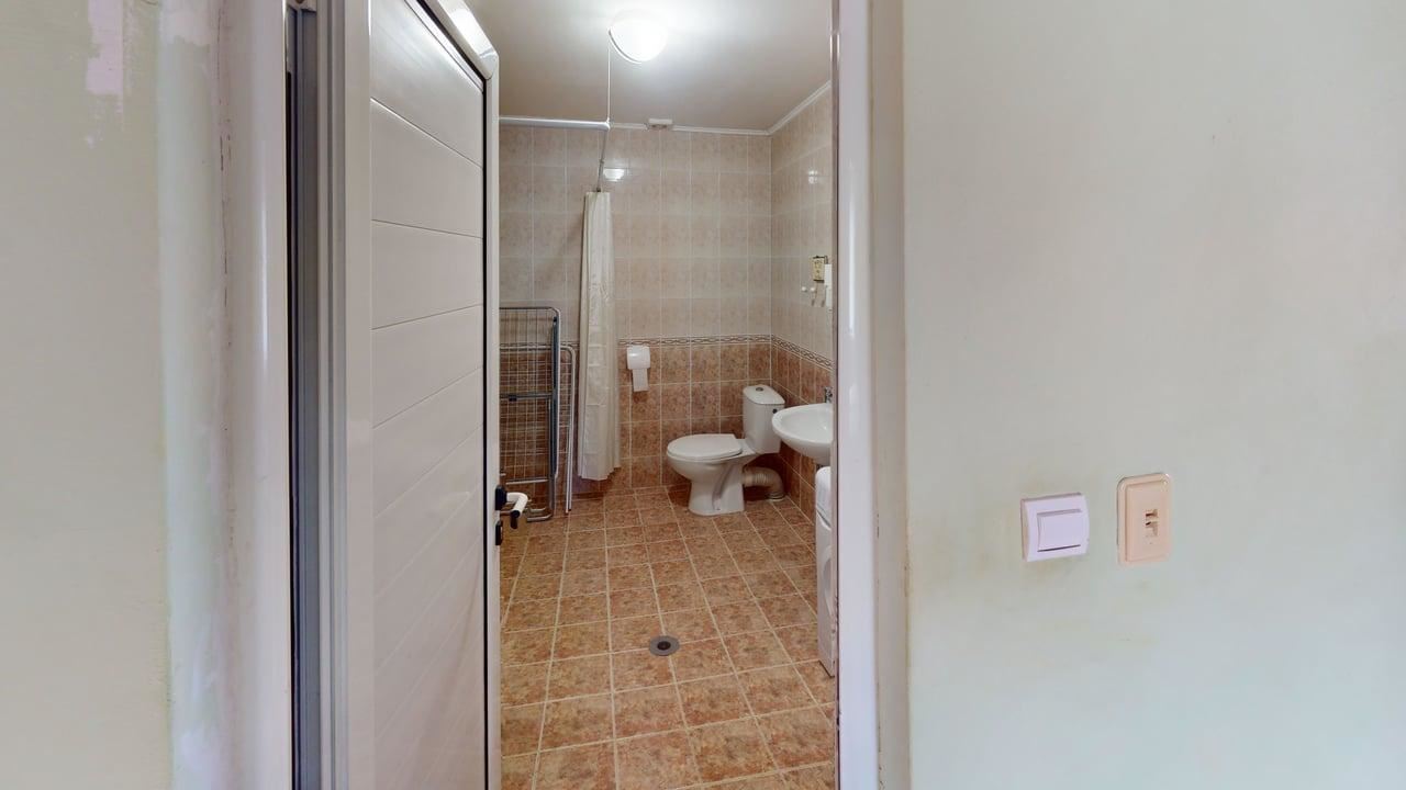 Двухэтажный дом в селе Порой – спокойствие, пространство и уют рядом с морем