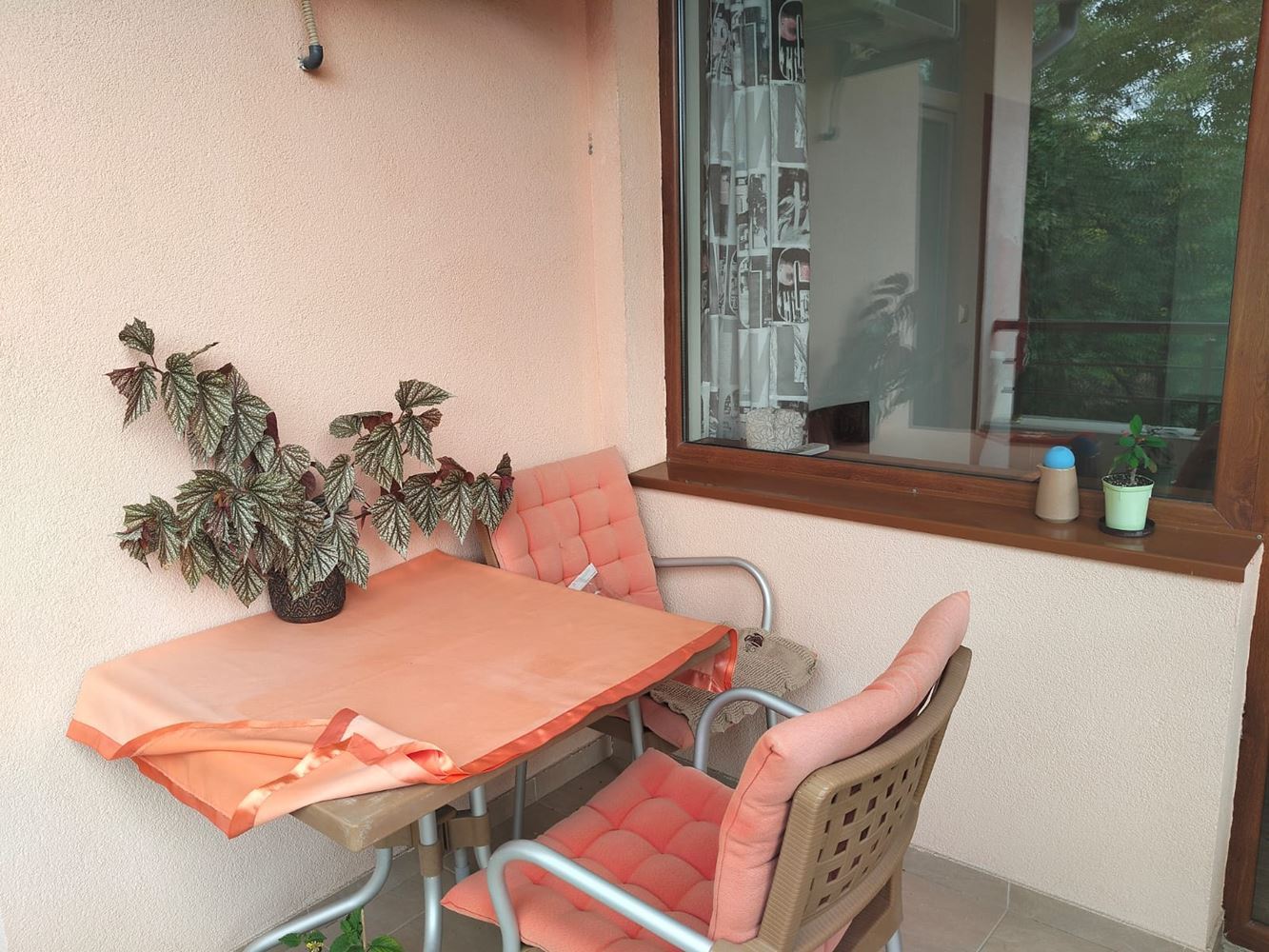 Просторный трехэтажный индивидуальный дом в центре Равды – комфорт, престиж и полная самостоятельность