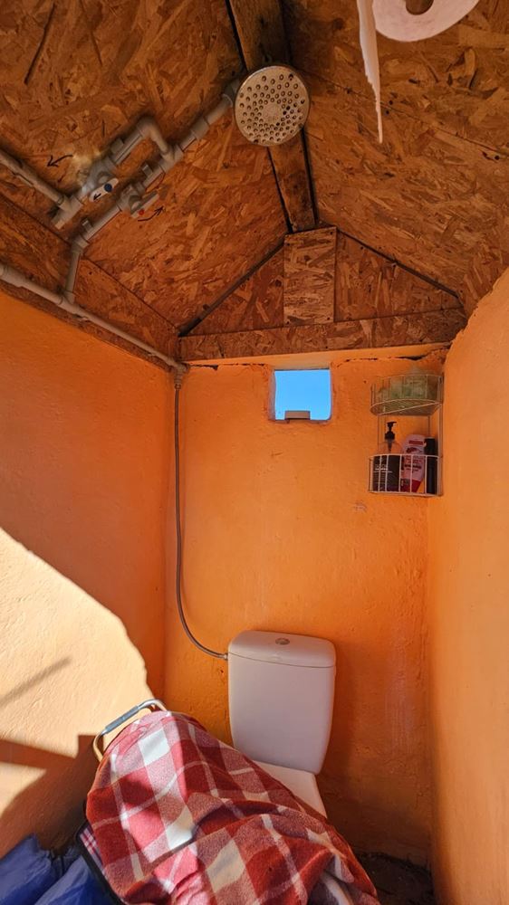  Прекрасный одноэтажный дом с бассейном и просторным двором в селе Дюлево