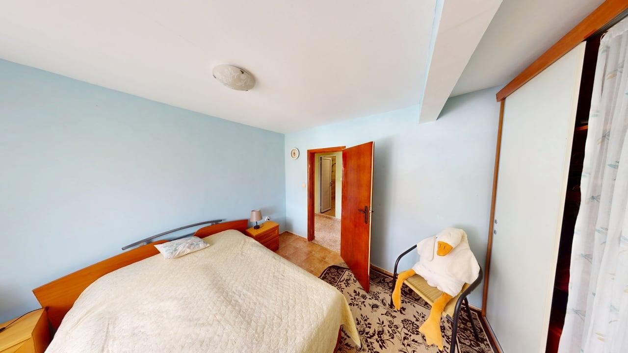 Двухэтажный дом в селе Порой – спокойствие, пространство и уют рядом с морем