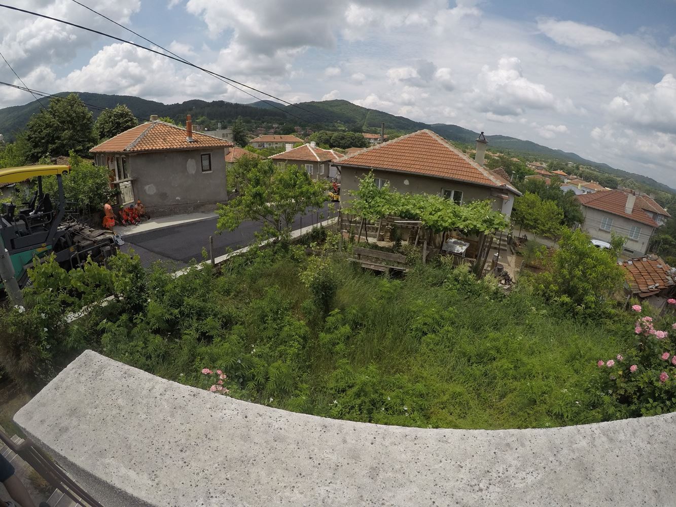 Добротный двухэтажный дом с ремонтом