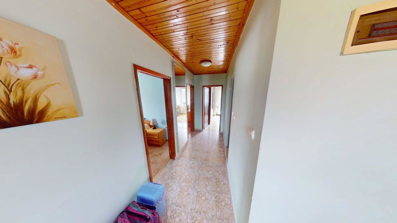 Двухэтажный дом в селе Порой – спокойствие, пространство и уют рядом с морем