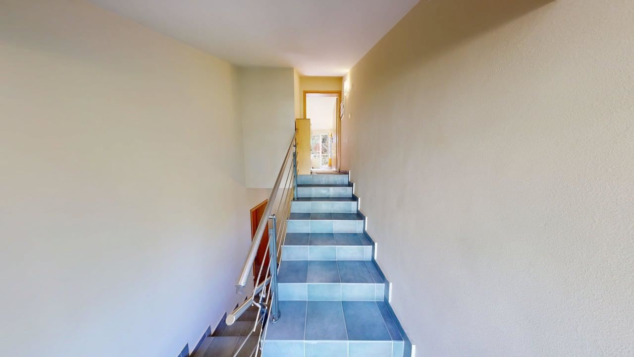 Панорамный четырёхэтажный дом с 8 спальнями и видом на море в к.к. Солнечный Берег – без таксы за обслуживание