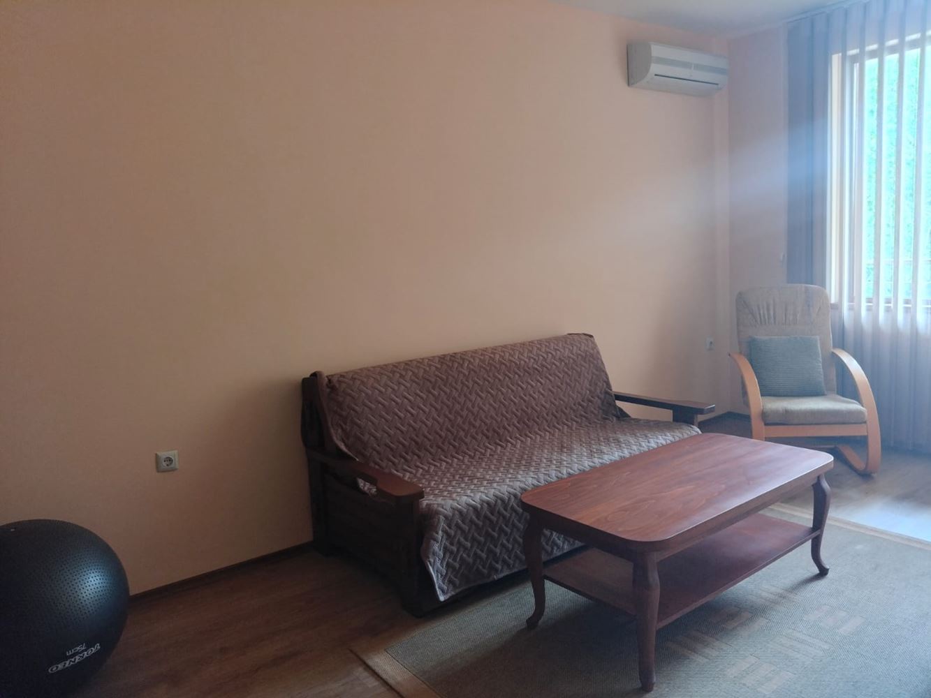 Просторный трехэтажный индивидуальный дом в центре Равды – комфорт, престиж и полная самостоятельность