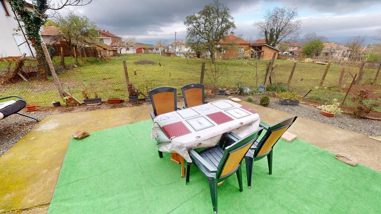 Двухэтажный дом в селе Порой – спокойствие, пространство и уют рядом с морем