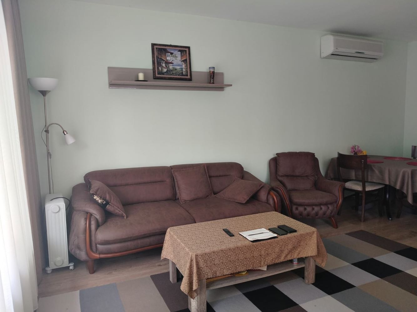 Просторный трехэтажный индивидуальный дом в центре Равды – комфорт, престиж и полная самостоятельность