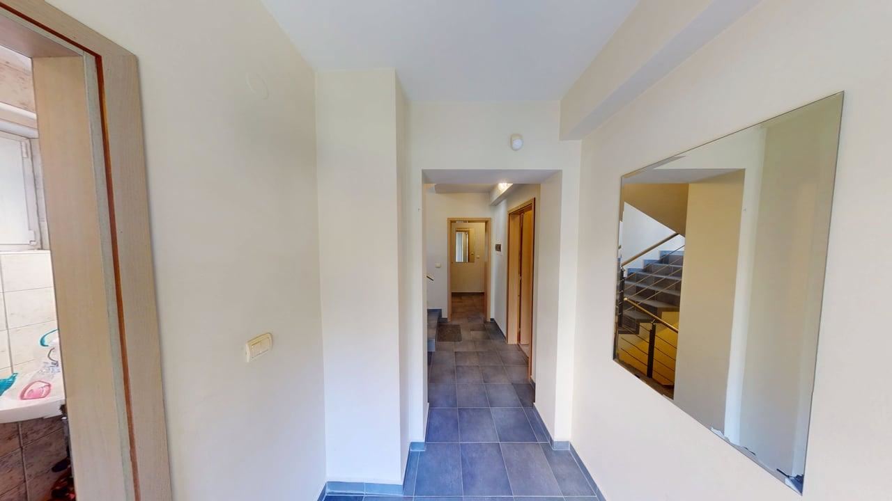 Панорамный четырёхэтажный дом с 8 спальнями и видом на море в к.к. Солнечный Берег – без таксы за обслуживание