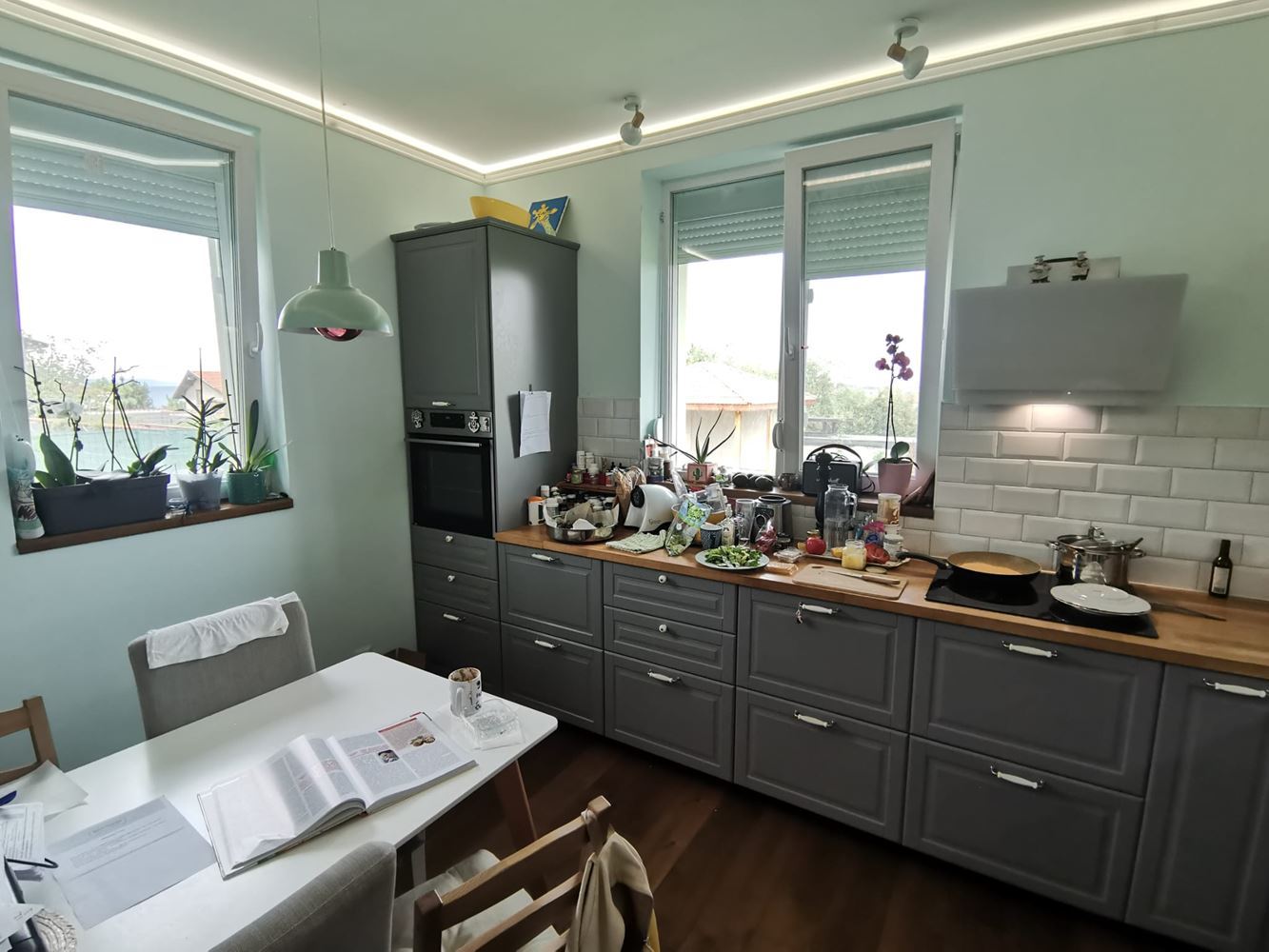 Современный дом с морской панорамой и подогреваемым бассейном в Червенка, Черноморец