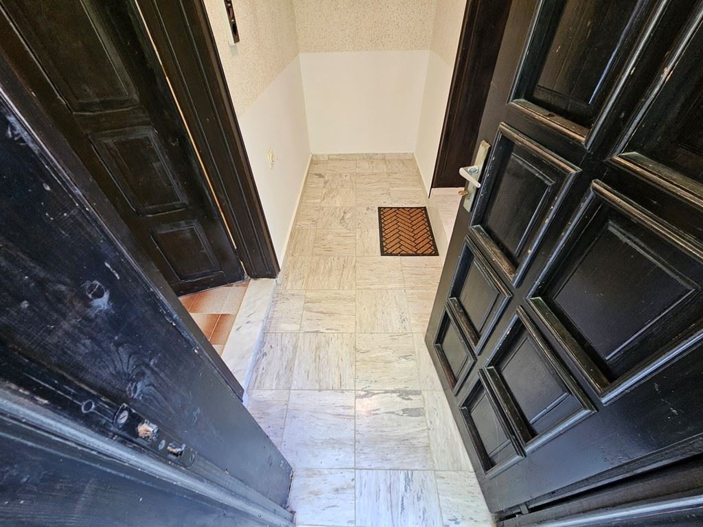 Просторный индивидуальный дом с панорамным видом в Кошарице