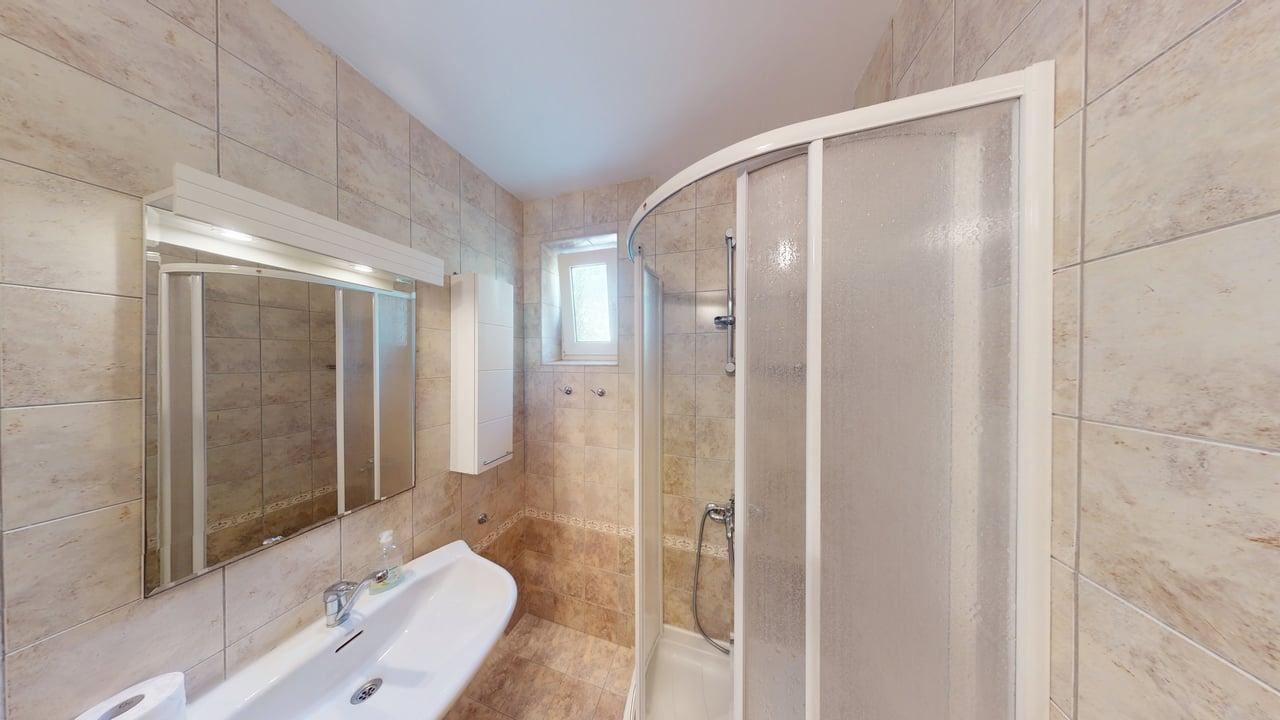 Панорамный четырёхэтажный дом с 8 спальнями и видом на море в к.к. Солнечный Берег – без таксы за обслуживание