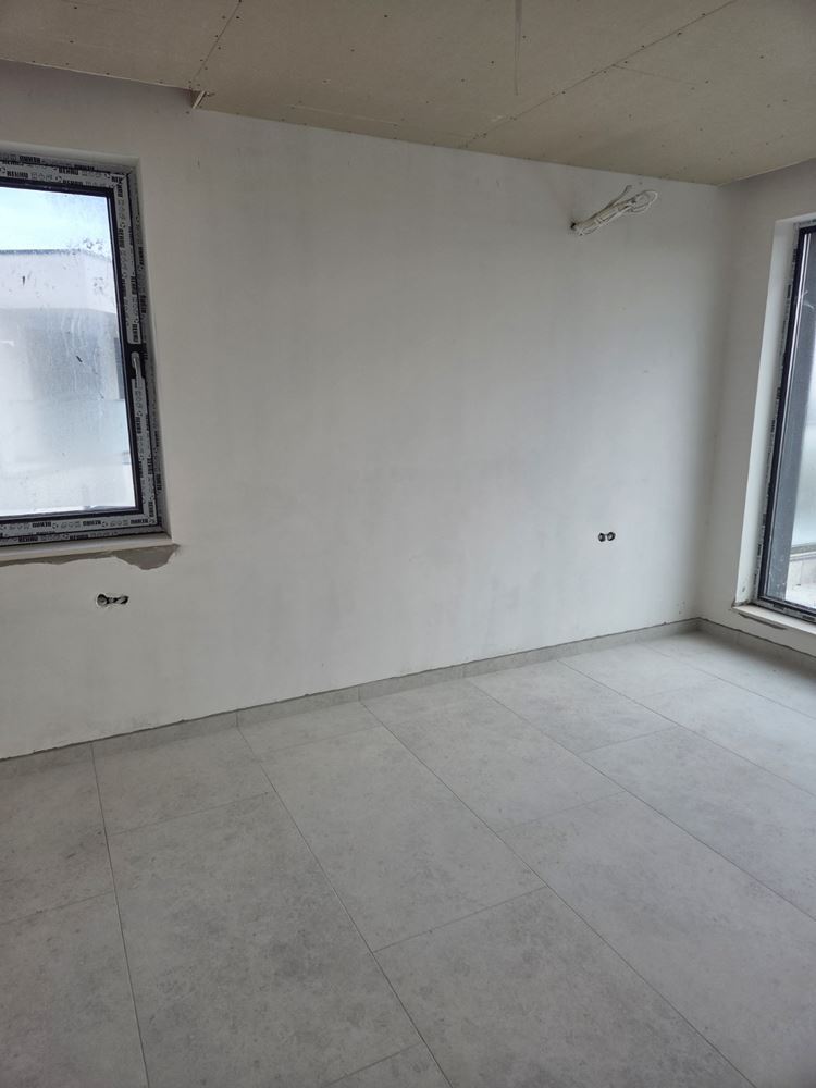 Поморие – современный двухэтажный дом с четырьмя спальнями – безопасность, энергоэффективность и комфорт без компромиссов