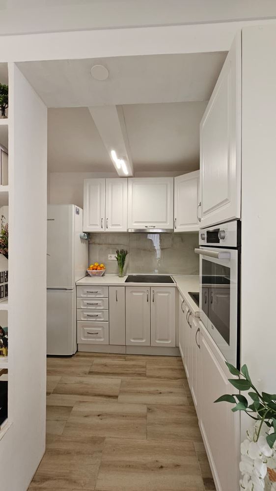 Исключительный одноэтажный дом с просторным двором в спокойной деревне Кошарица