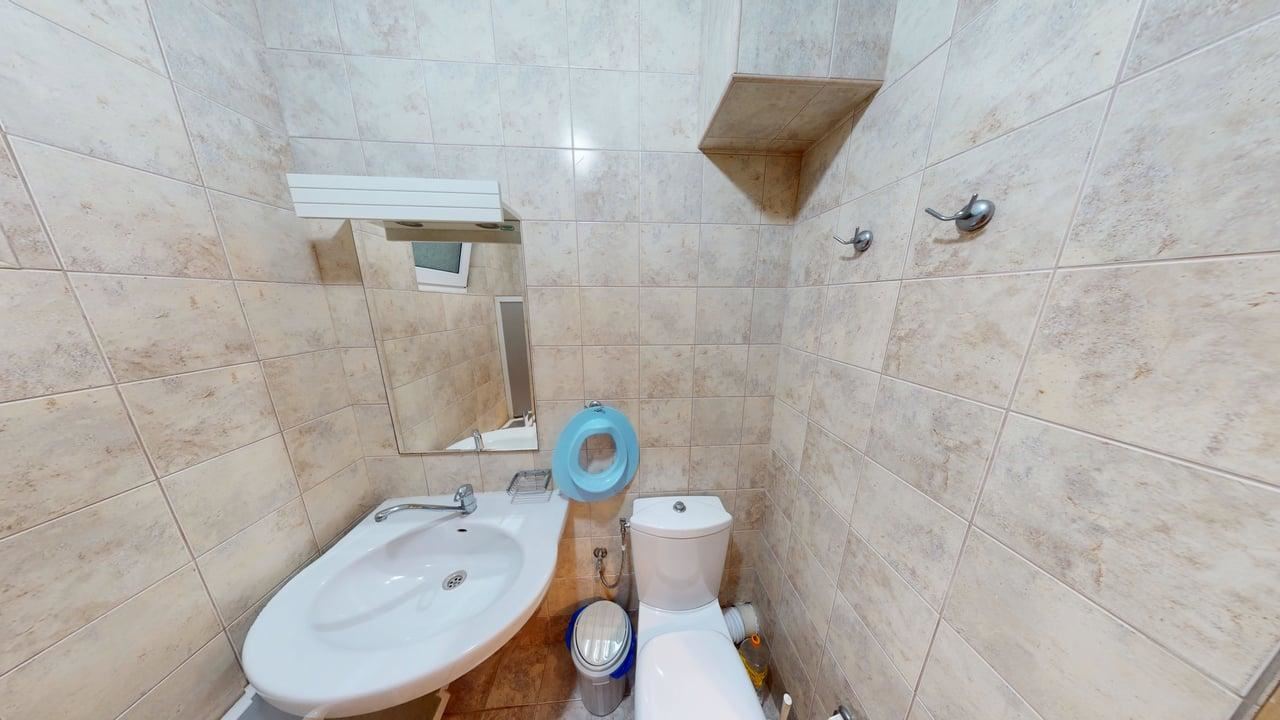 Панорамный четырёхэтажный дом с 8 спальнями и видом на море в к.к. Солнечный Берег – без таксы за обслуживание