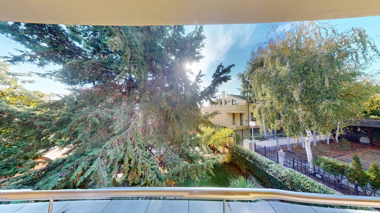 Панорамный четырёхэтажный дом с 8 спальнями и видом на море в к.к. Солнечный Берег – без таксы за обслуживание