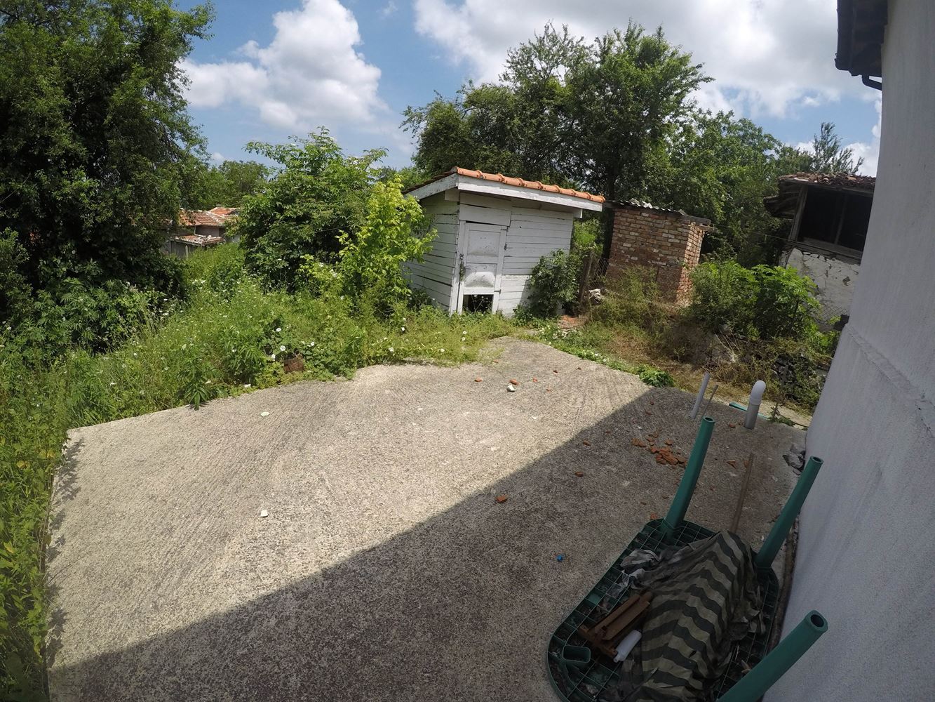 Добротный двухэтажный дом с ремонтом