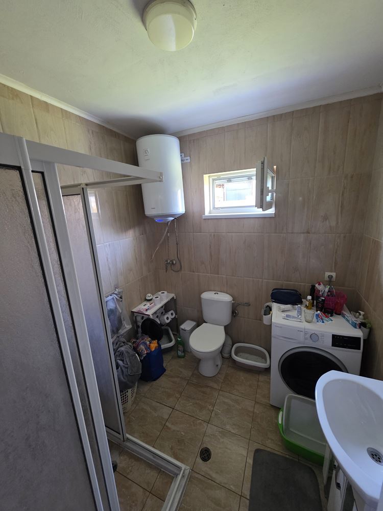 Прекрасный отдельный дом с двором в селе Тынково – уют и спокойствие рядом с Солнечным Берегом